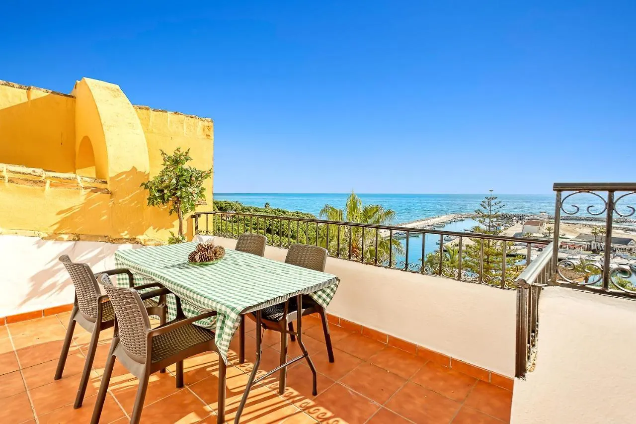 J96 Cabopino Apartment Marbella