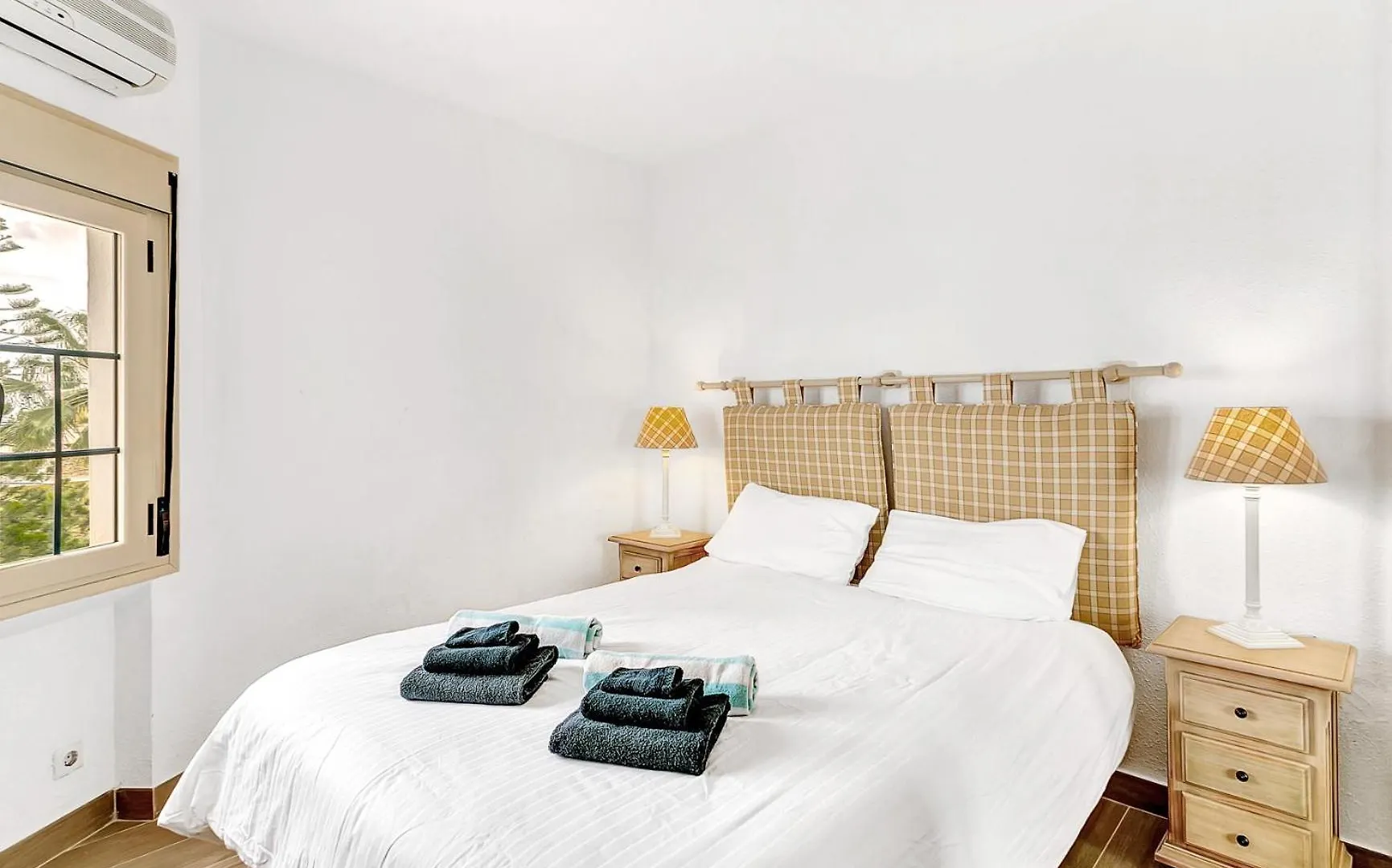 J96 Cabopino Apartment Marbella